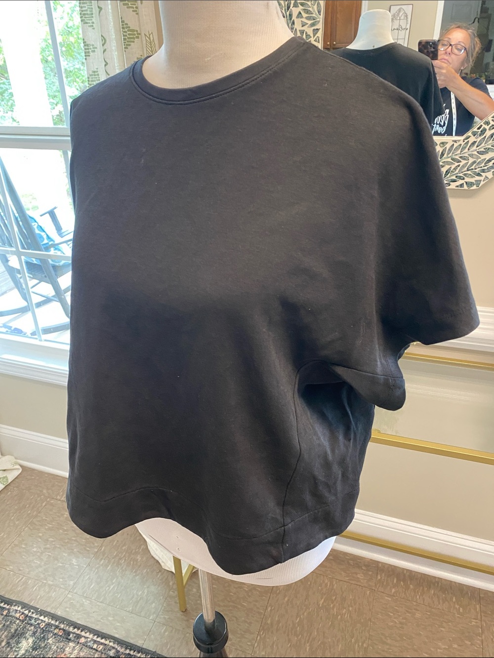 Zara Classic Black Women's Crewneck Top